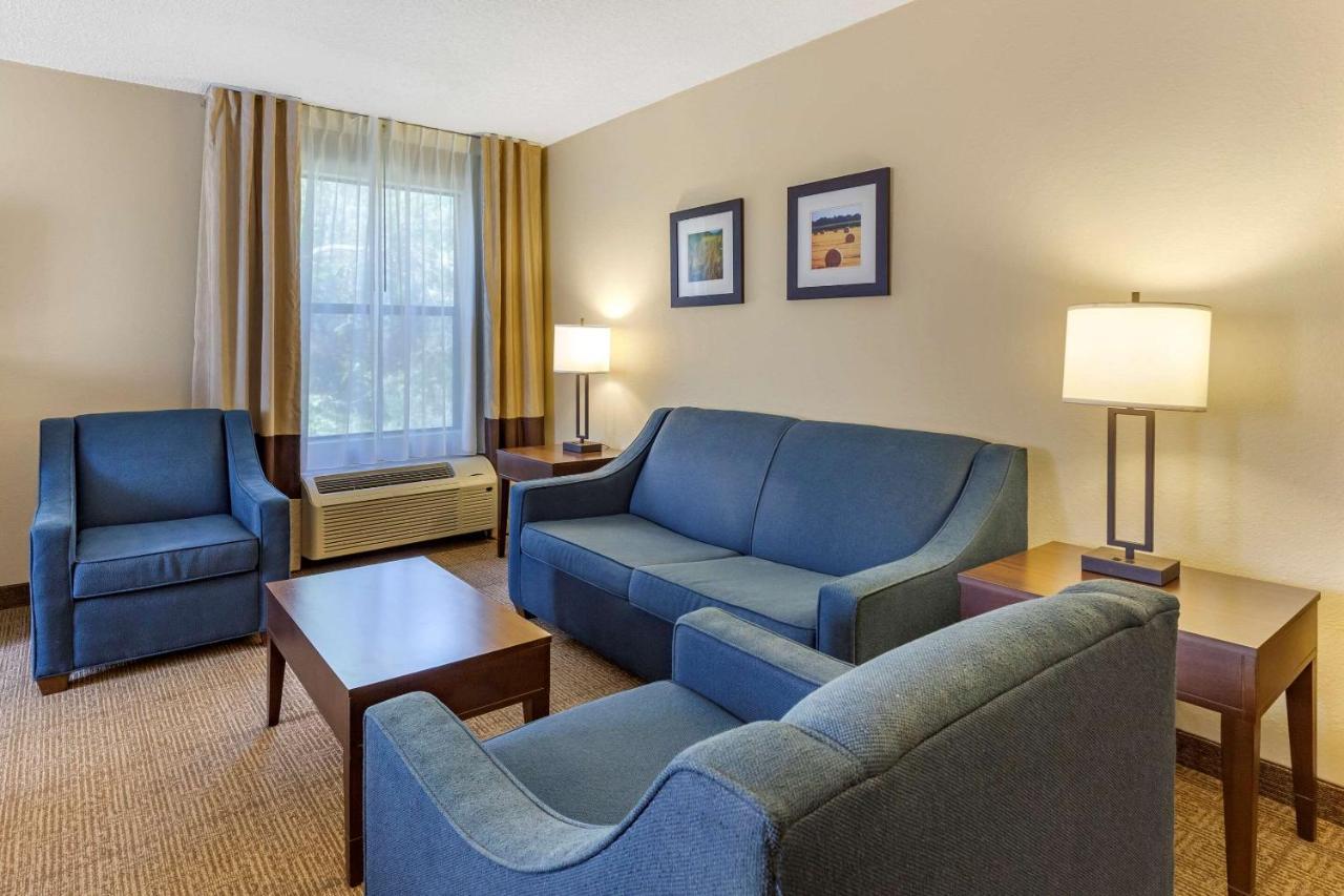 Comfort Inn Clinton Exterior photo