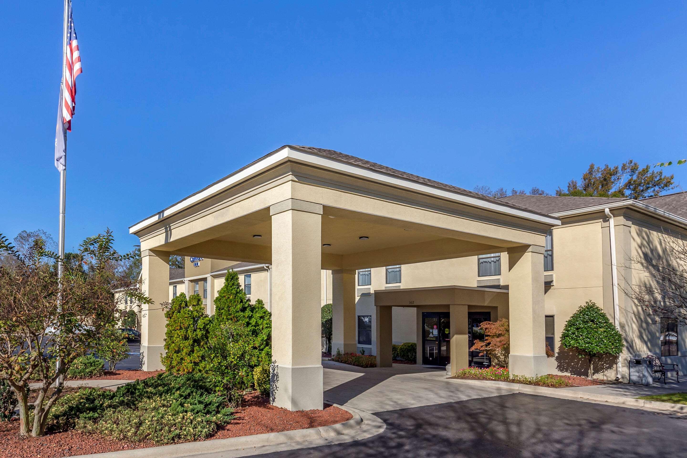 Comfort Inn Clinton Exterior photo