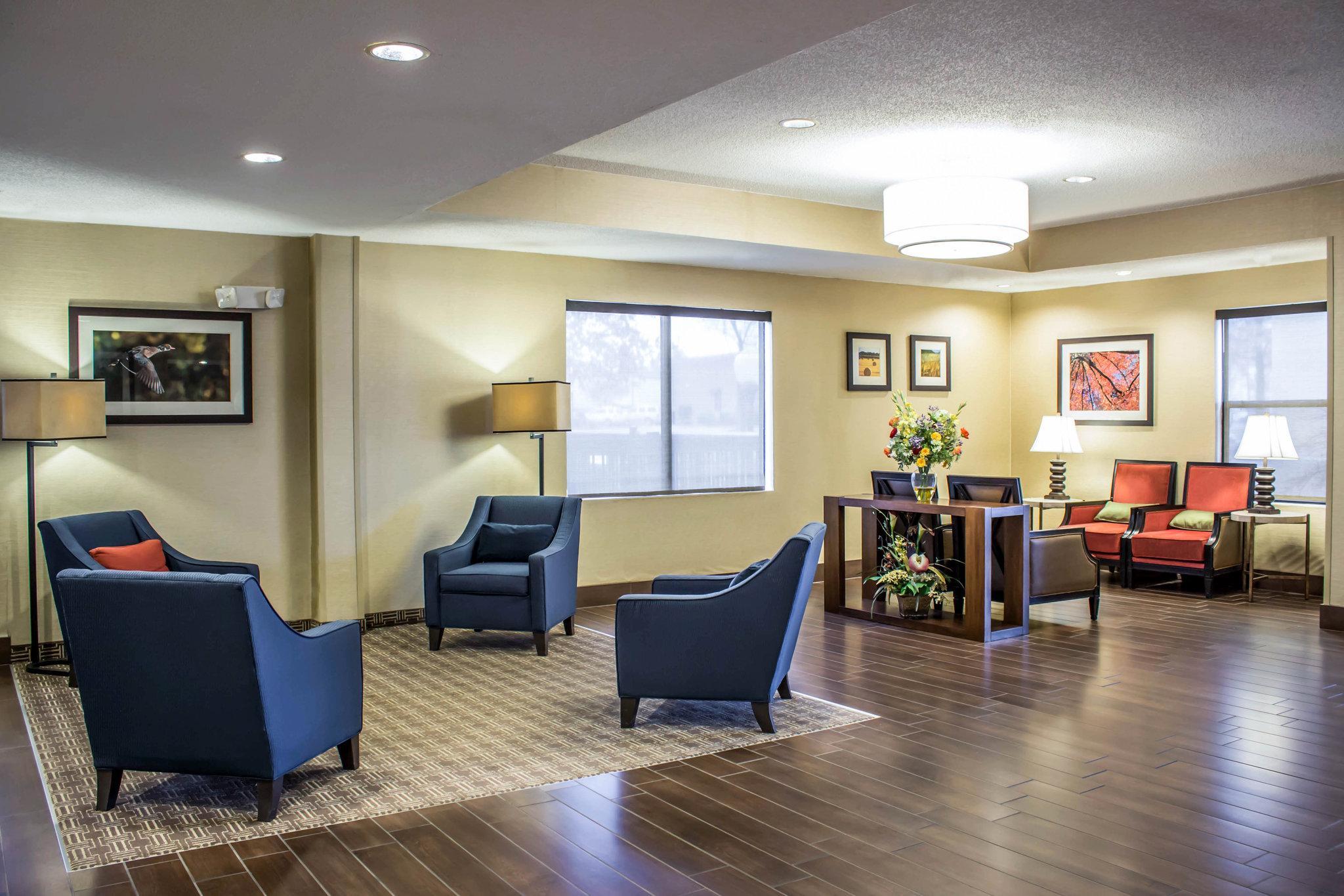 Comfort Inn Clinton Exterior photo